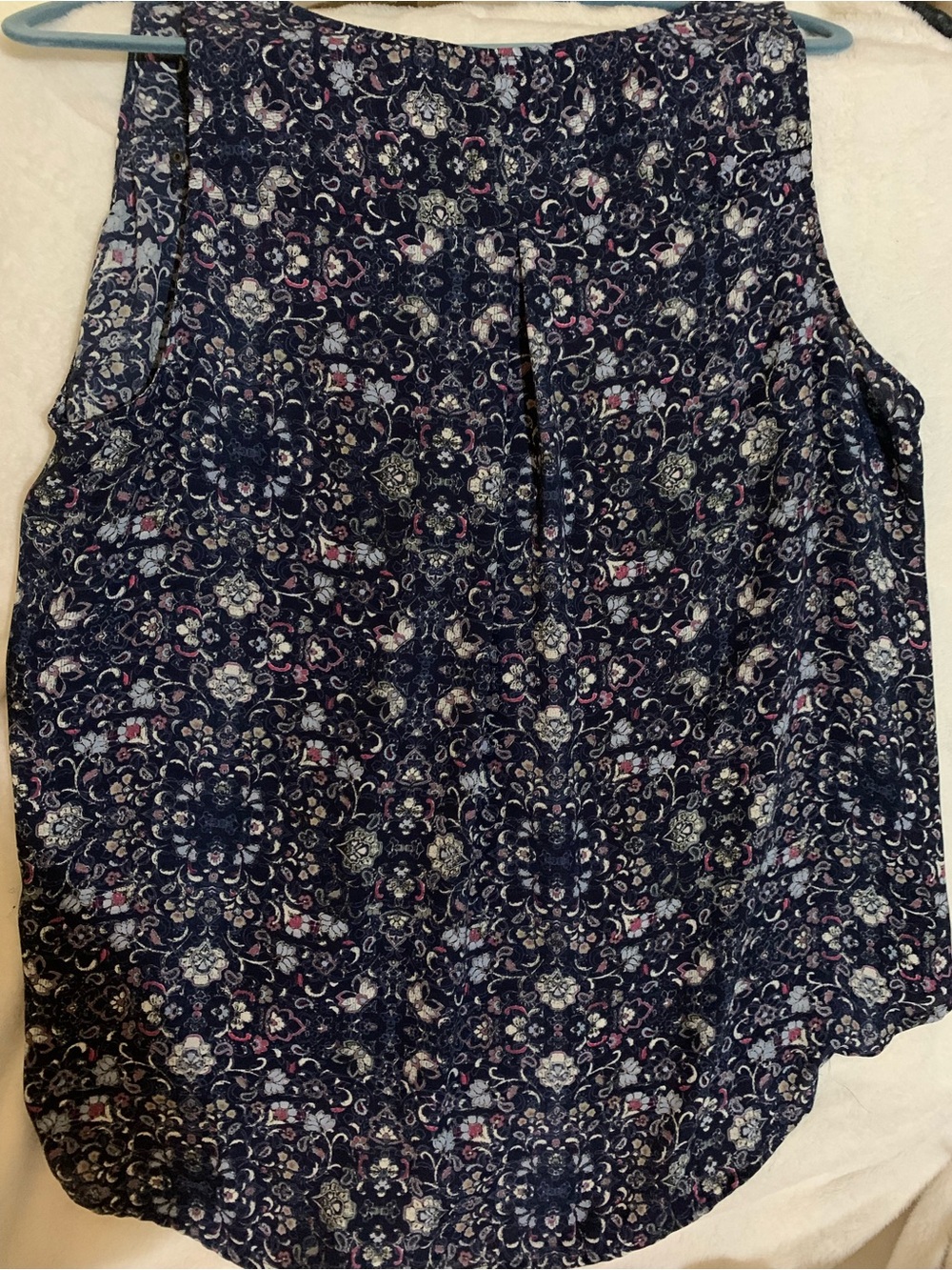 Maurices Navy Floral Zip-Front Sleeveless Tank Size 1 - Picture 2 of 4